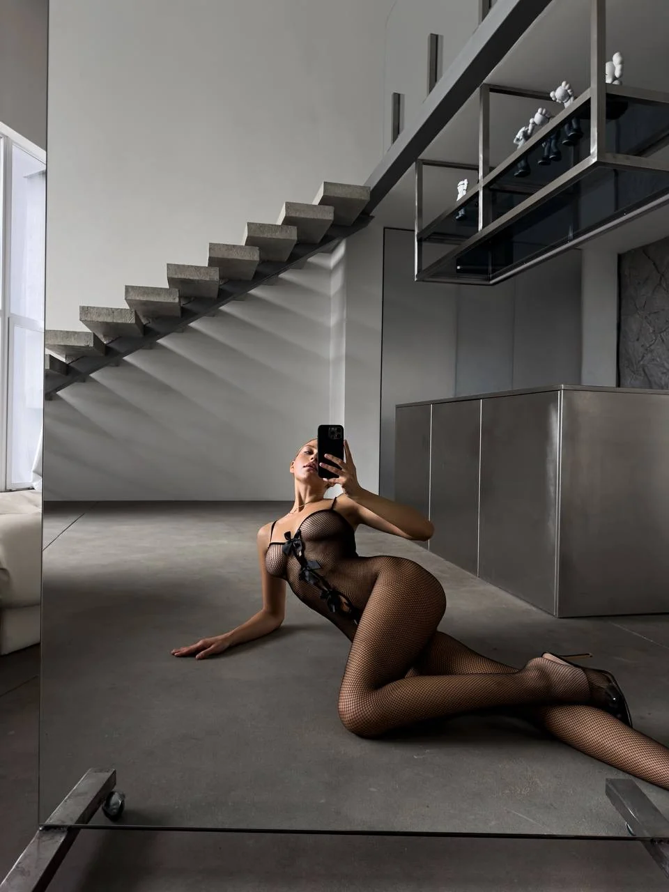 Cristina Ciorapi de Corp Sexy Negri din Plasă cu Fundițe și Decupaje